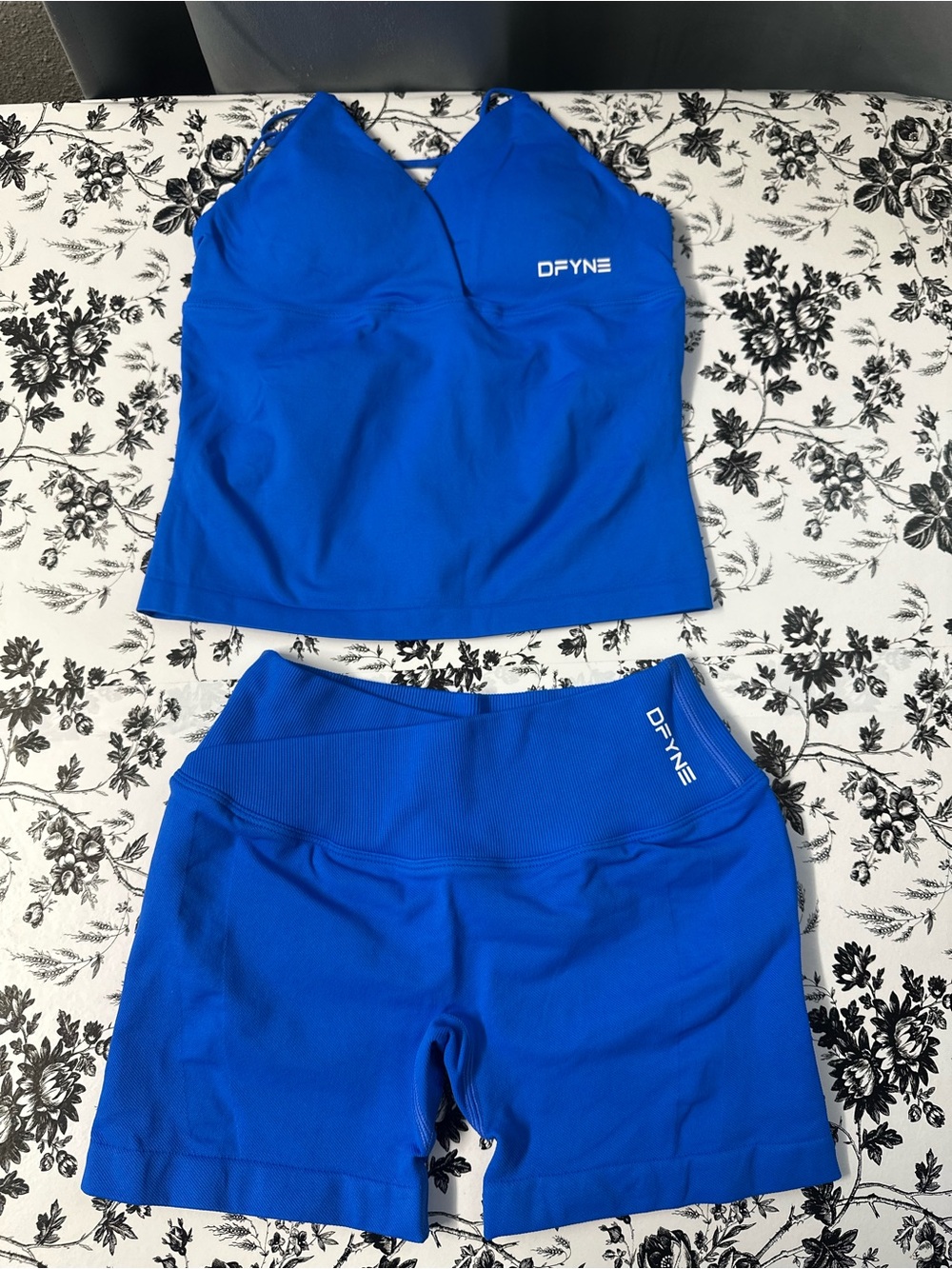 DFYNE Women's Royal Blue Athletic Shorts set